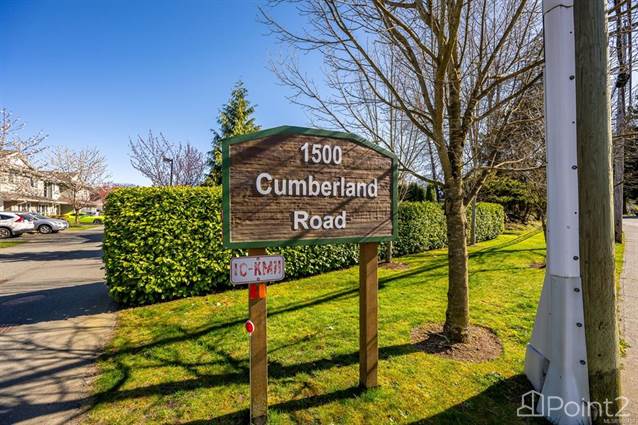 Townhouse For Sale At 1500 Cumberland Rd, Courtenay, British Columbia 