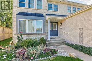 26 COLONIAL Crescent, London, Ontario, N6H4X3