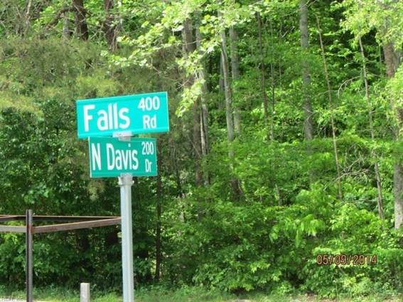 11 AC Falls Road, 24540, Danville county, VA