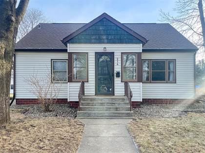 Residential Property for sale in 214 1st Ave SE, Sioux Center, IA, 51250