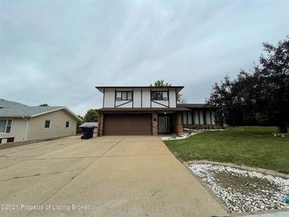 Residential Property for sale in 1031 Dell Avenue, Dickinson, ND, 58601