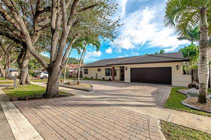 Picture of 7910 NW 169th Ter, Miami Lakes, FL, 33016