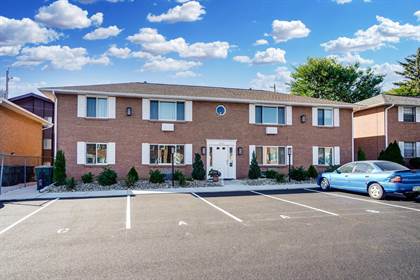 Multifamily for sale in 1033 Folkstone Road, Columbus, OH, 43220