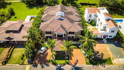 Enouormous mansion in Cocotal for Sale, Bavaro, La Altagracia