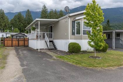 Picture of 32 52324 YALE ROAD 32, Chilliwack, British Columbia, V0X1X1