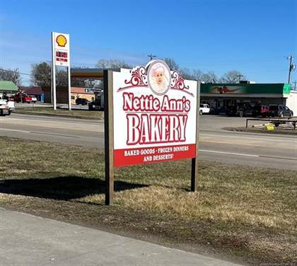 Explore the Amish Cheese House in Chouteau, Oklahoma