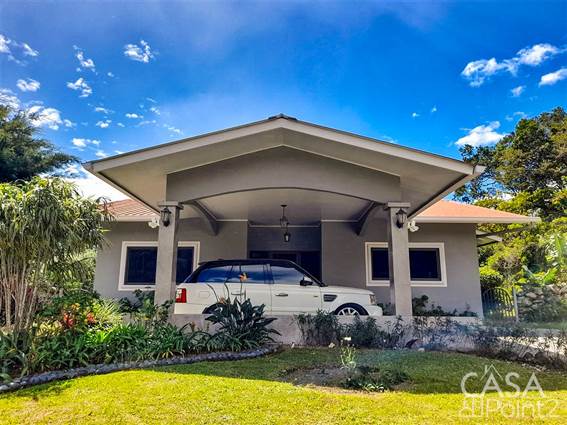 Lovely House For Sale in Santa Lucia, Boquete, Chiriqui - photo 1 of 20