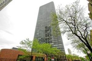 Picture of 5415 N SHERIDAN Road 1810, Chicago, IL, 60640